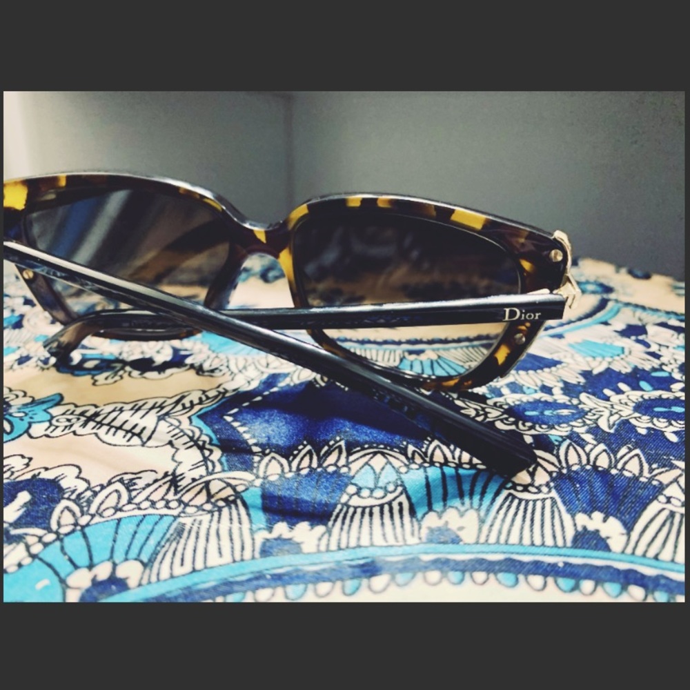 Dior Sunglasses - Picture 5 of 8